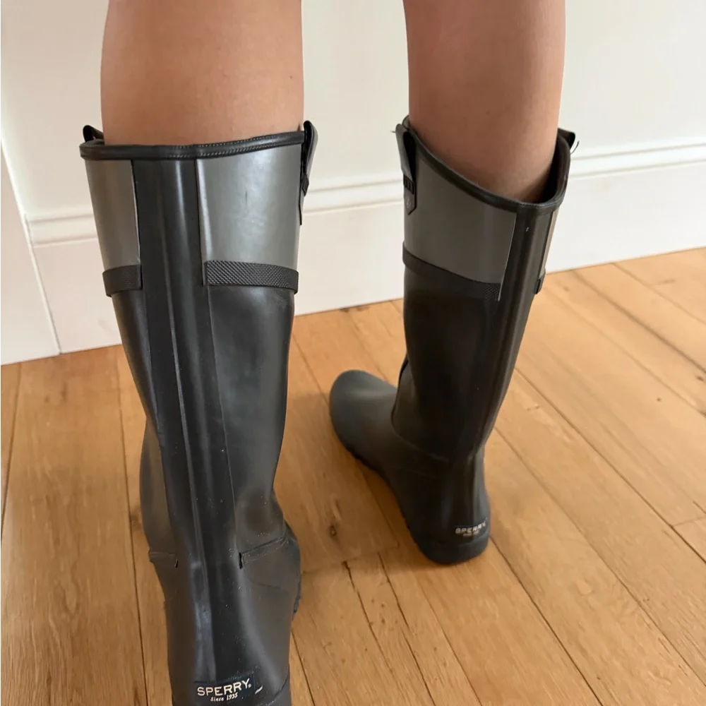 Sperry Two-Tone Tall Rain Boots in Black and Gray - Picture 4 of 5